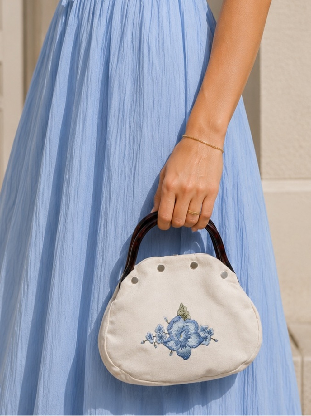 VTG Embroidered Handbag